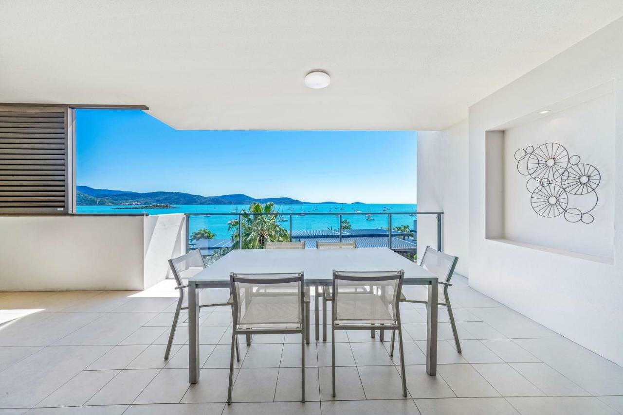 Executive On Whisper Bay - Cannonvale Airlie Beach Dış mekan fotoğraf